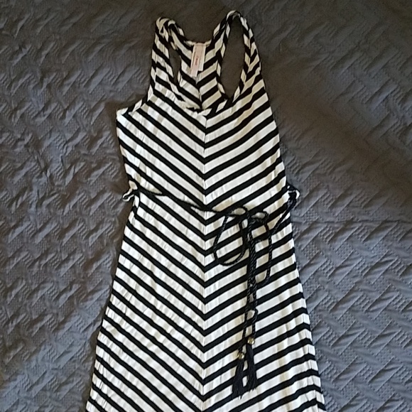 Maxi Dress - Picture 2 of 4